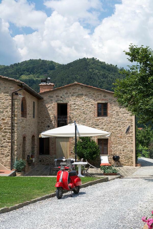 Agriturismo La Marginella Pescia Luaran gambar